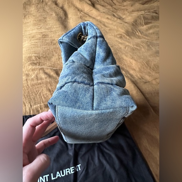 Saint Laurent Denim Quilted Medium Loulou Puffer - Picture 5 of 12